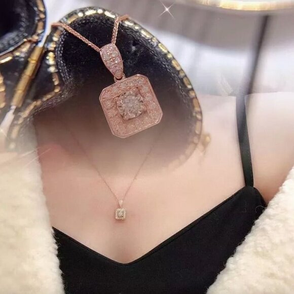 NEW 18k Rose Gold Round Cut Diamond Necklace Square Diamond Halo Necklace - Picture 3 of 3